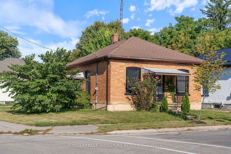 home for sale on 362 Colborne Street N