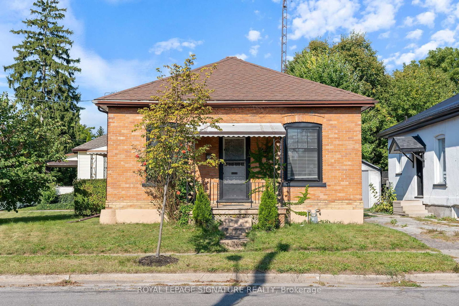Listing photo 3