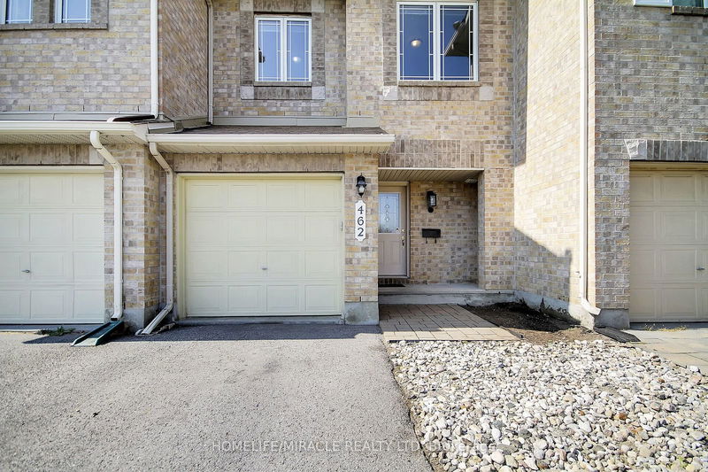 462 Citadel Cres E Ottawa, K2G 7E7 | Image 1