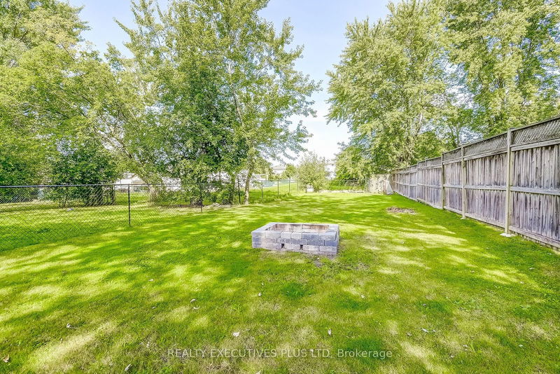 8057 Aintree Dr  Niagara Falls, L2H 1V3 | Image 24