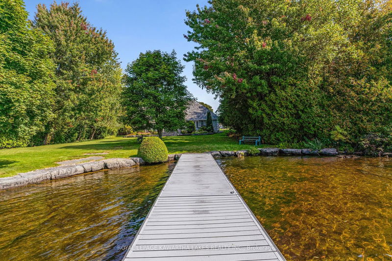 4 Sturgeon Glen Rd  Kawartha Lakes, K0M 1N0 | Image 5