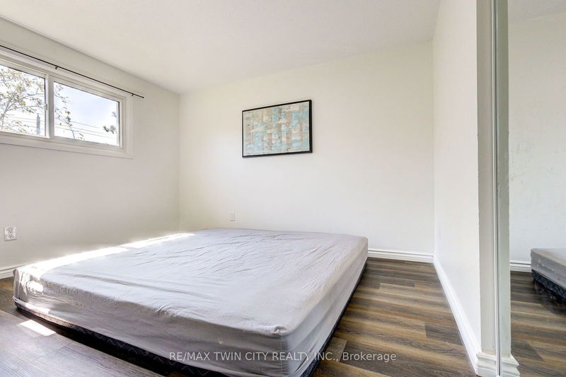  37 - 165 Green Valley Dr  Kitchener, N2P 1K3 | Image 22