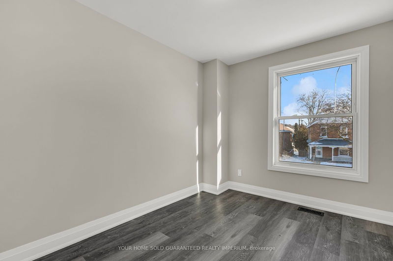 100-98 Colborne St S Norfolk, N3Y 4H5 | Image 23