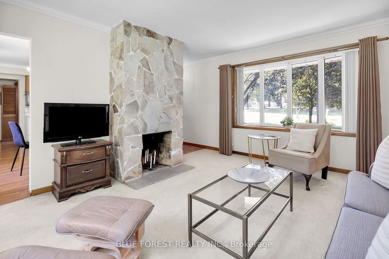 1026 Crumlin Sdrd  London, N5V 1R7 | Image 9