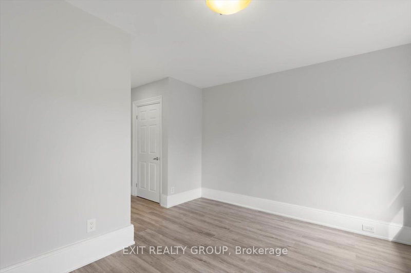 325 Charles St  Belleville, K8N 3M7 | Image 32