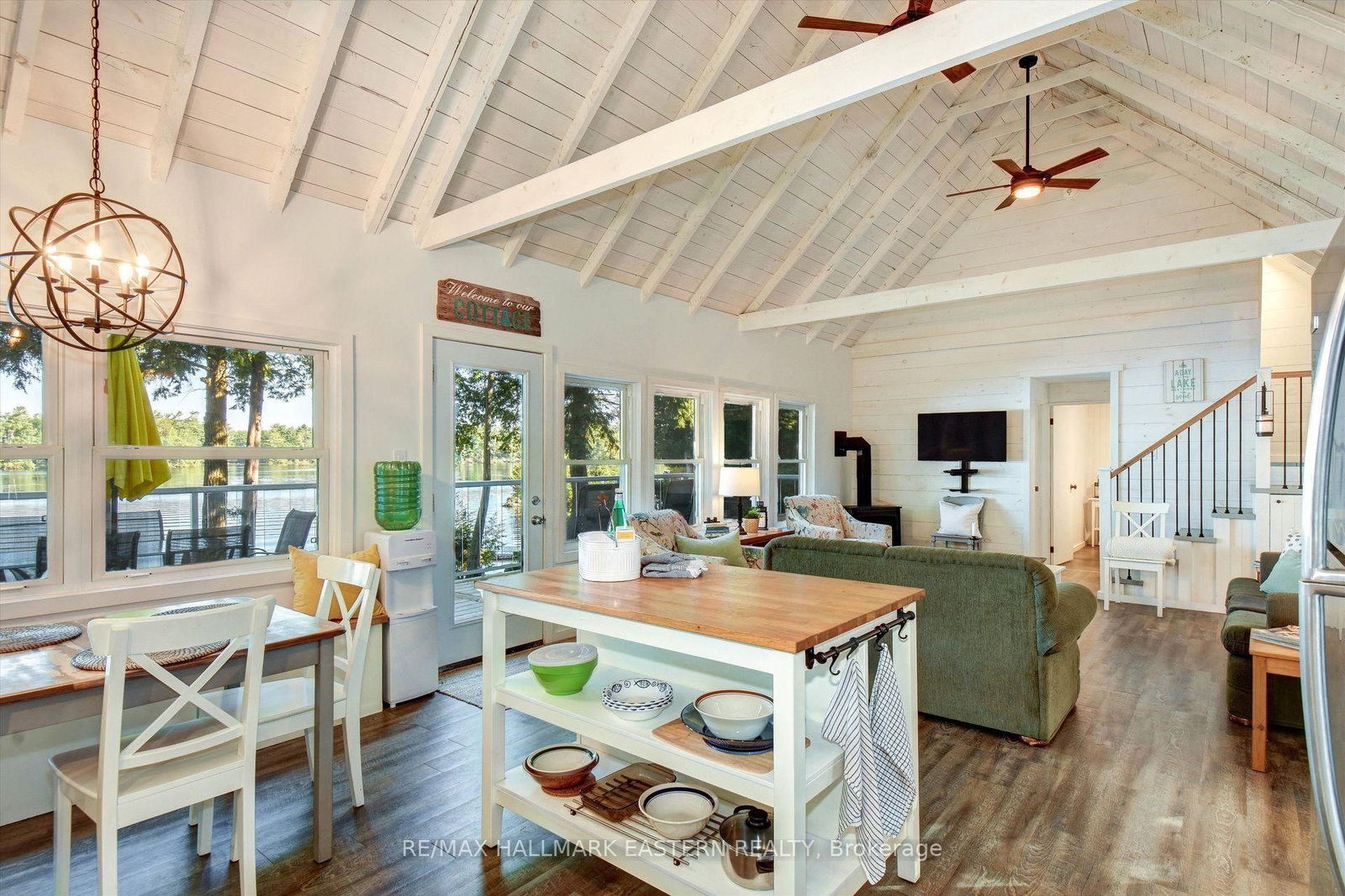 Listing Image 10