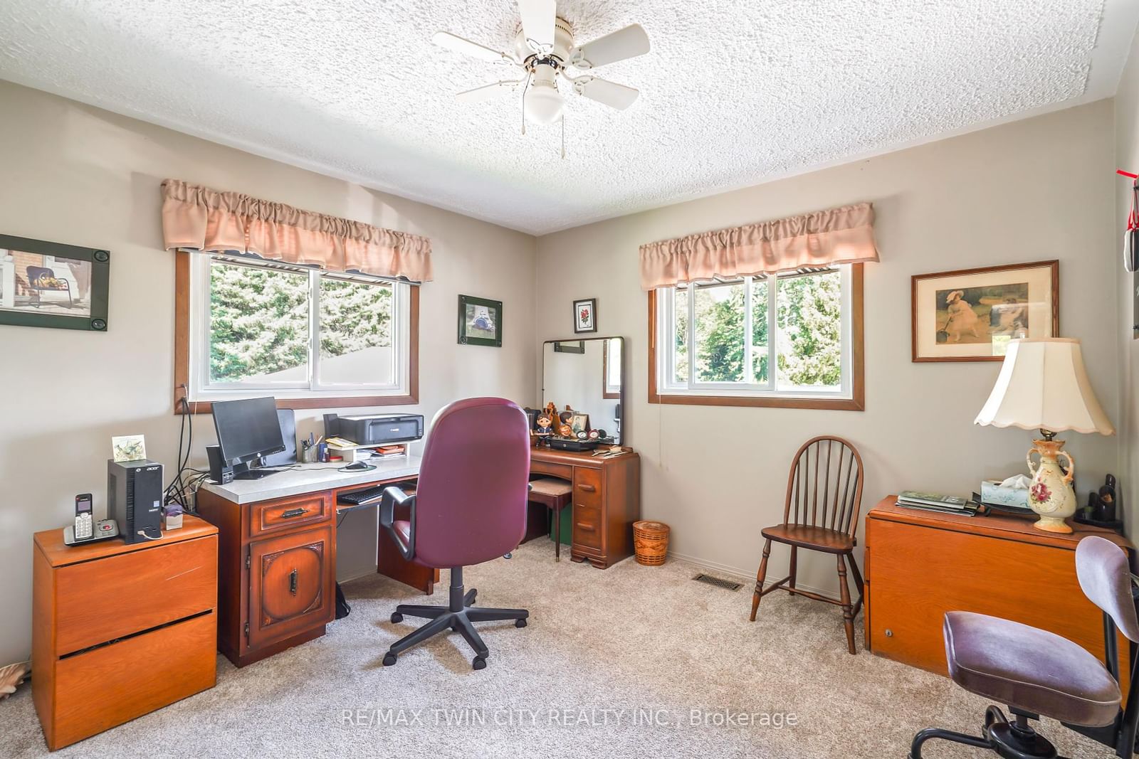 Listing Image 19