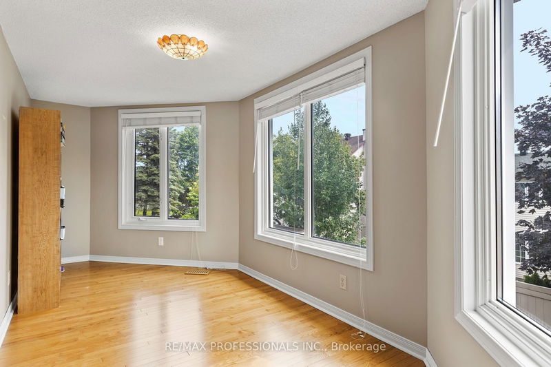 676 Merkley Dr  Ottawa, K4A 1L7 | Image 27