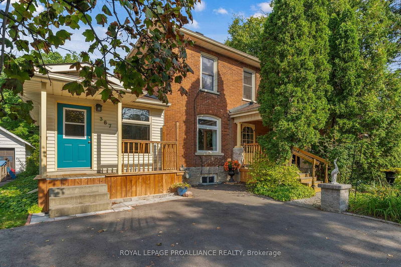 home for sale on 367 Bleecker Avenue