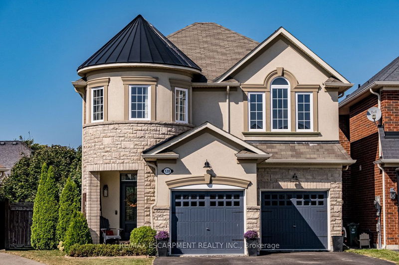 home for sale on 120 Peer Court