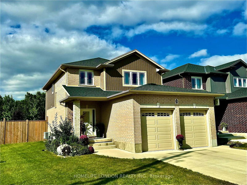 home for sale on 3 Elliot Trail N