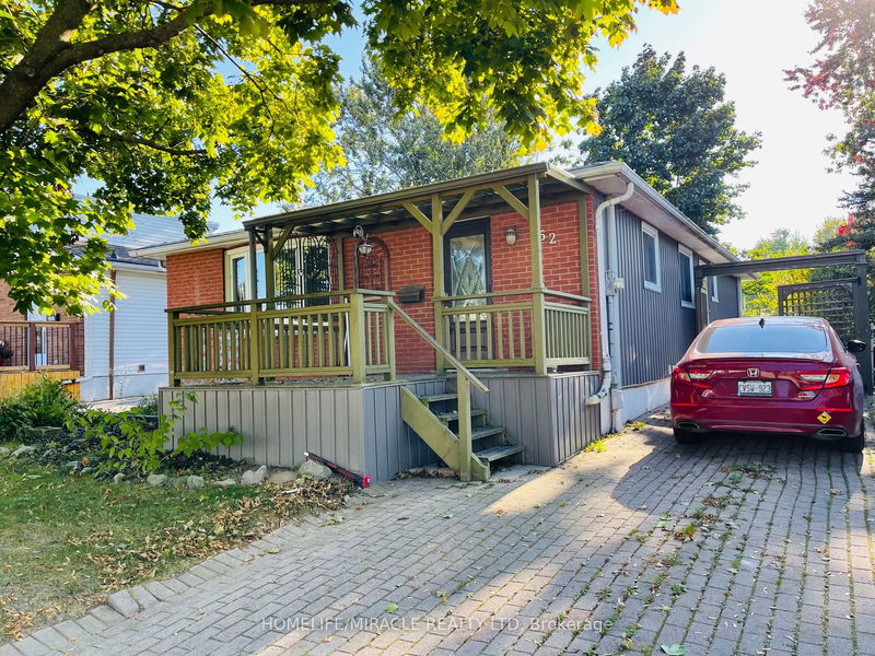 home for lease on 62 Barwood Crescent