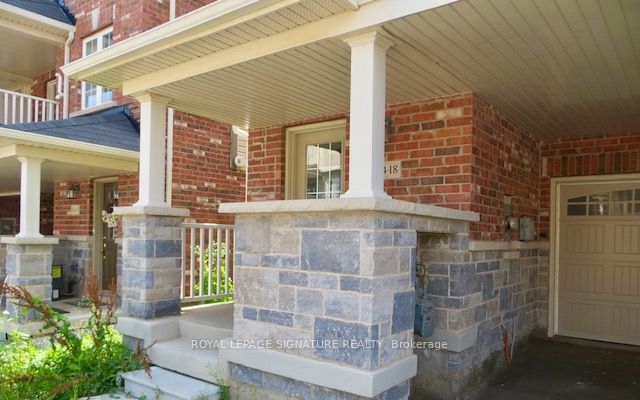 home for lease on 18-54 Nisbet Boulevard