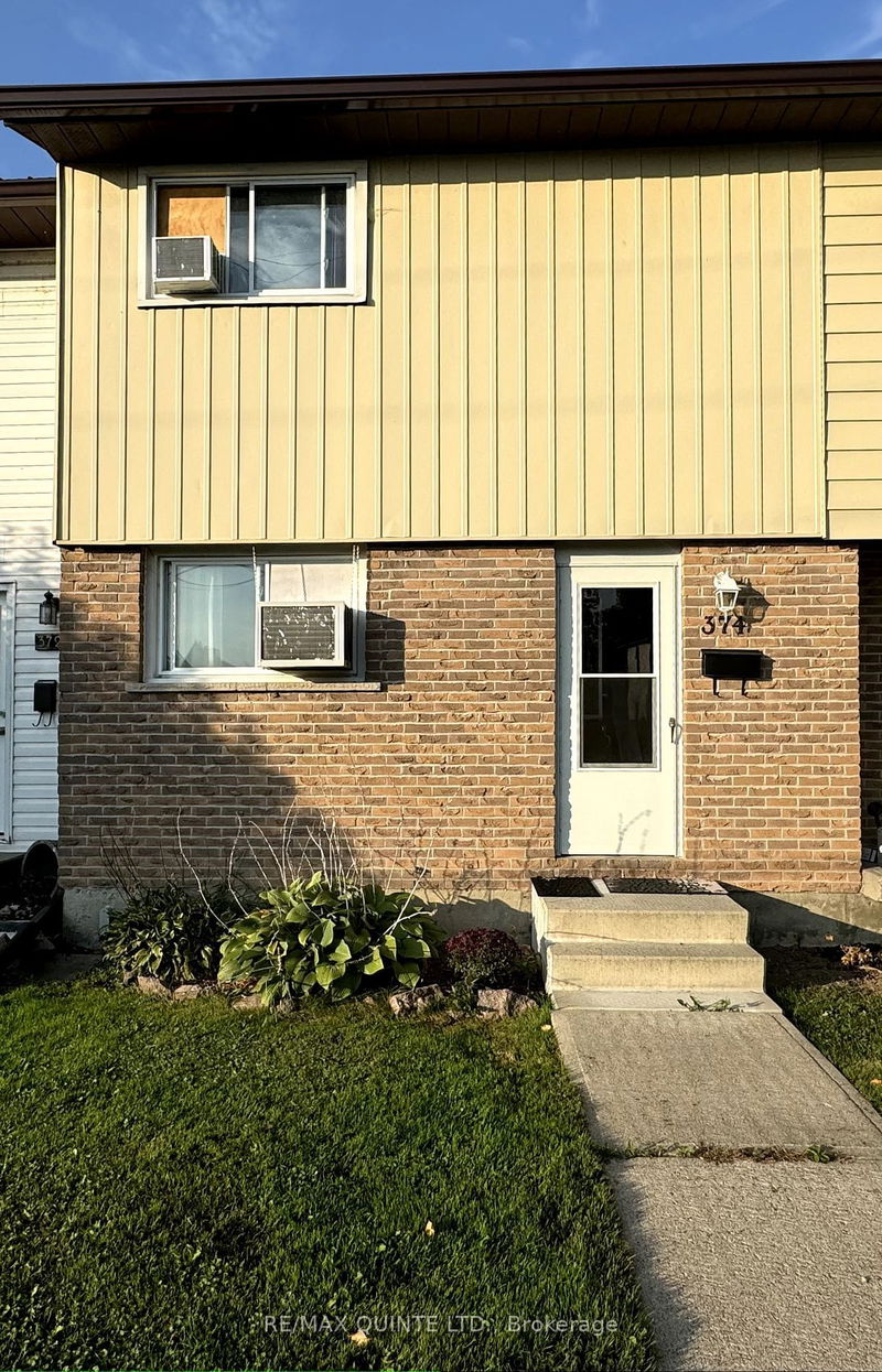 home for sale on 31-374 James Street