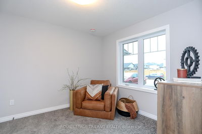 10 SILVERLEAF Path, St. Thomas - SW image-0-3