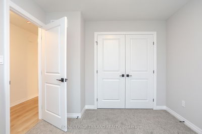 10 SILVERLEAF Path, St. Thomas - SW image-0-4