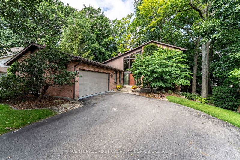home for sale on 118 Somerset Road