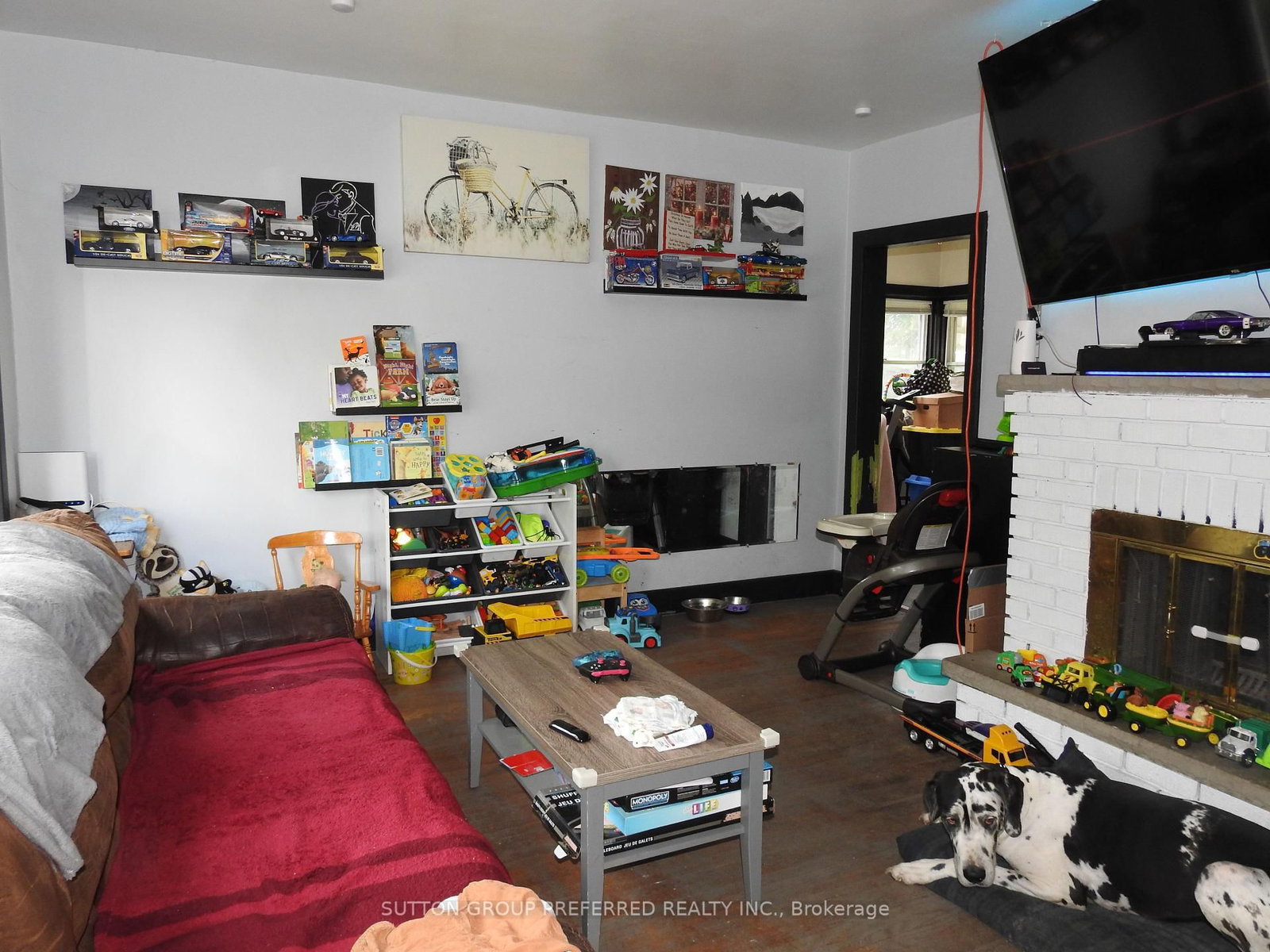 Listing Image 7
