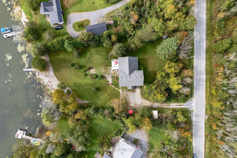 2749 Lakefield Dr  South Frontenac, K0H 1X0 | Image 6