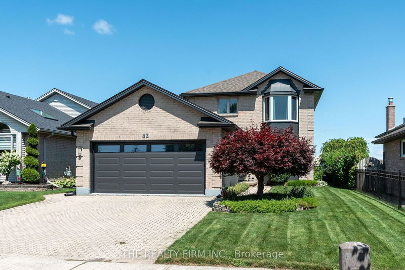home for sale on 82 Duncan Crescent