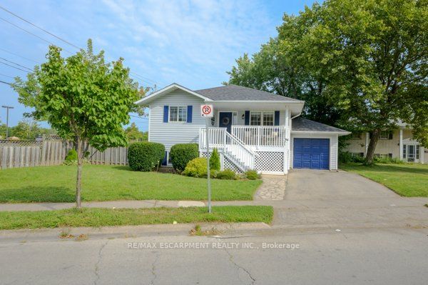 94 Grapeview Dr  St. Catharines, L2R 6B9 | Image 2