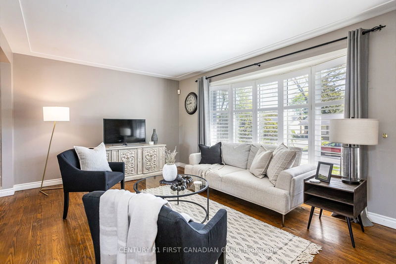 709 Galloway Cres  London, N6J 2Y6 | Image 12