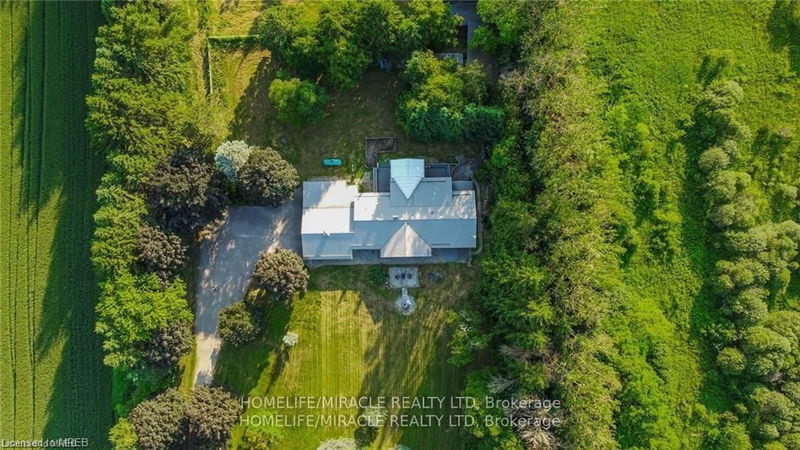 home for sale on 515490 2nd Line