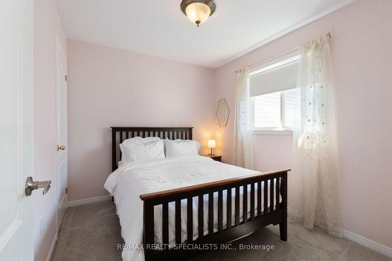  35 - 24 Kenyon Cres  Grimsby, L3M 5S3 | Image 17