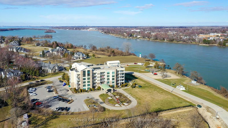 Unit 203 — 34 Boblo Island Blvd, Amherstburg -  image-0-0