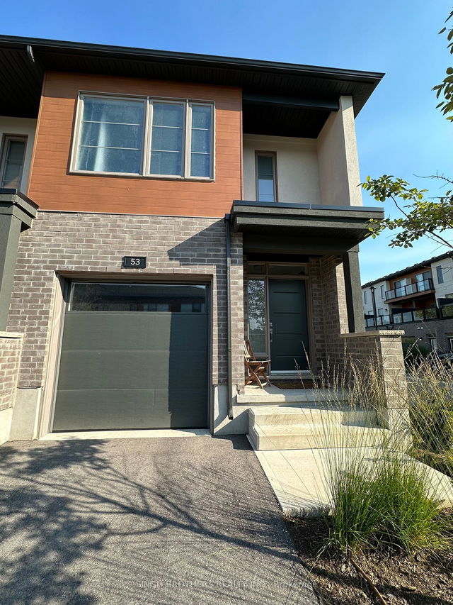 53 Steele Crescent