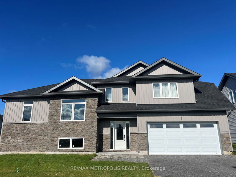 home for lease on 6 Summit Crescent