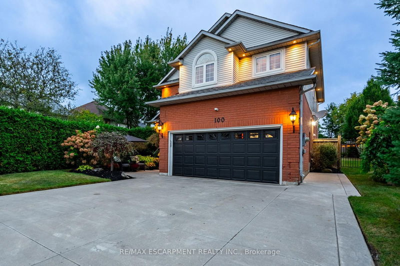 home for sale on 100 Boulding Avenue