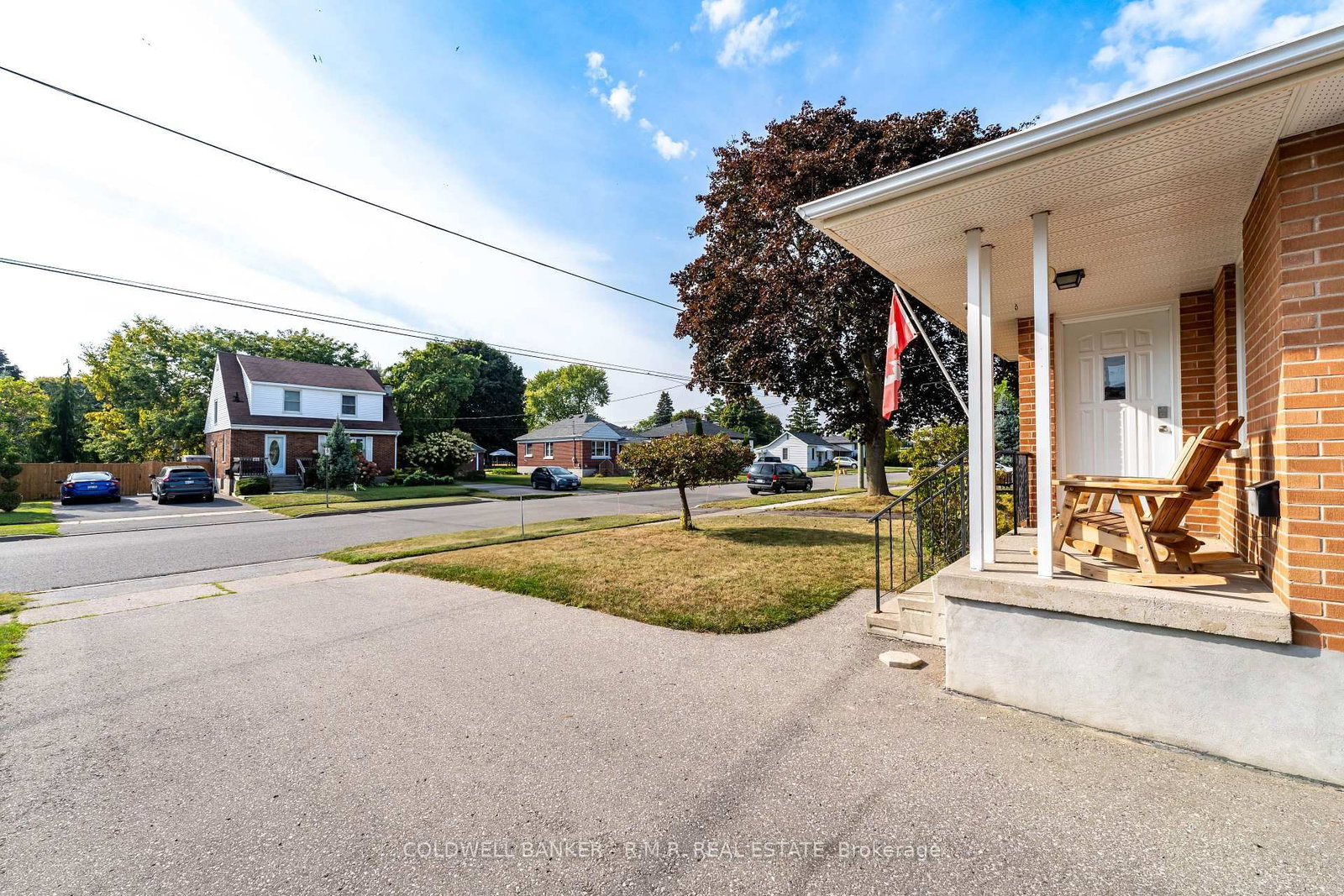 Listing photo 3