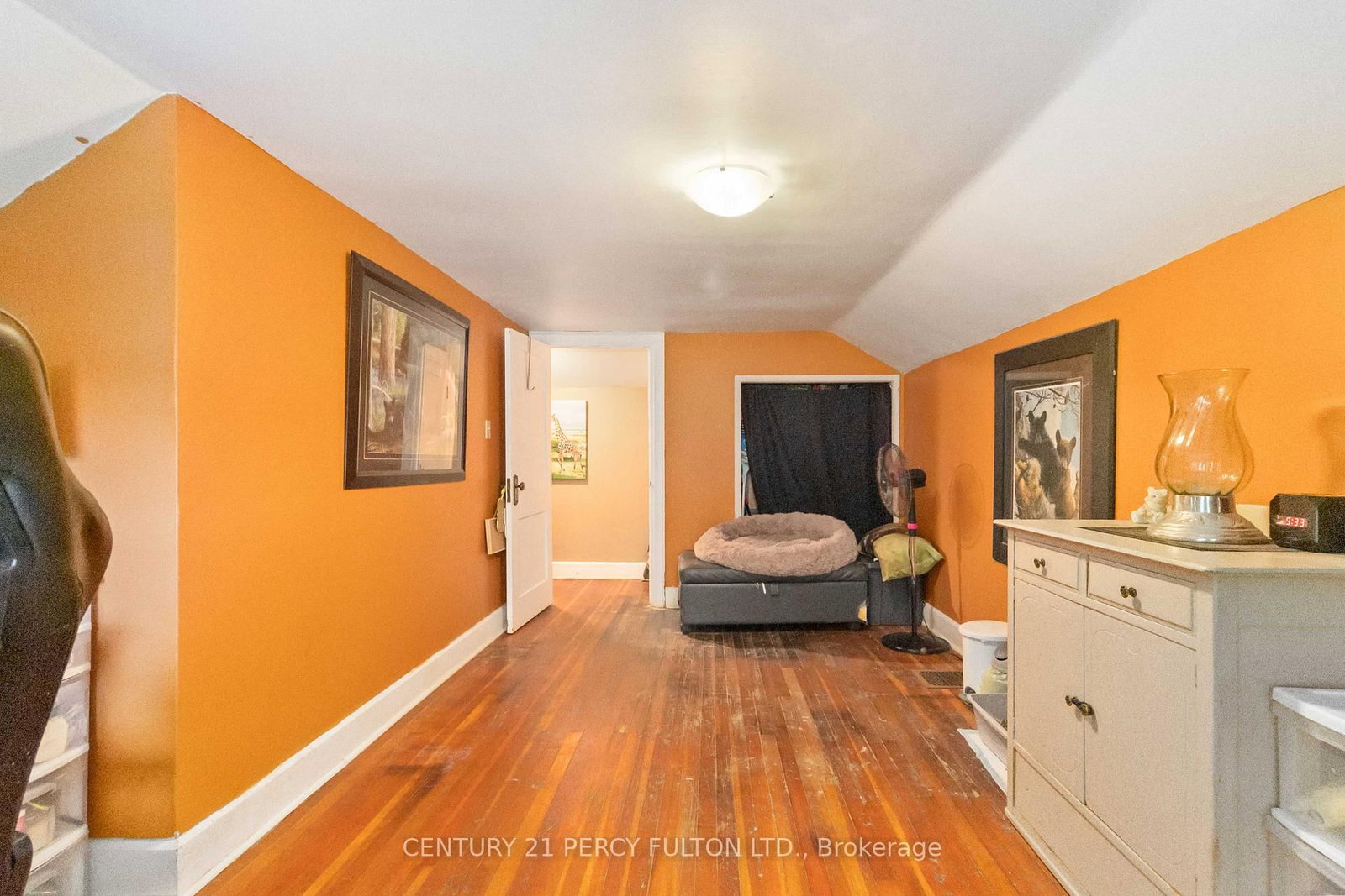 Listing Image 22