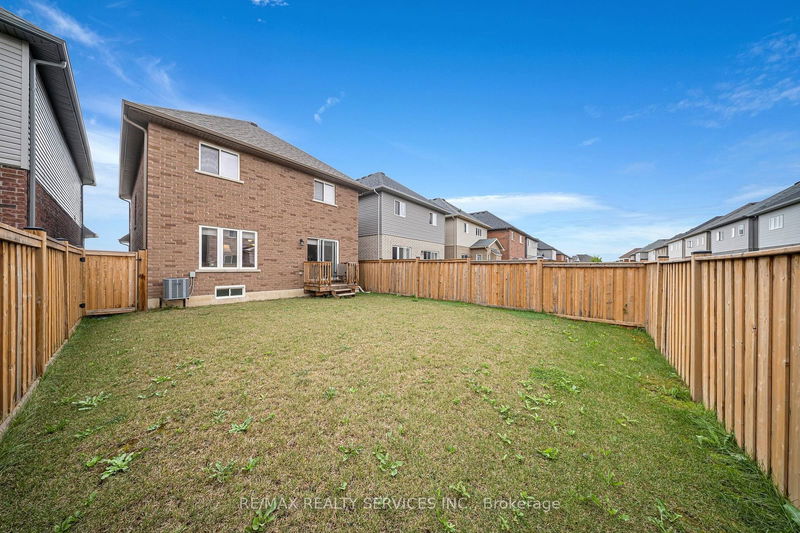 262 Dalgleish Tr  Hamilton, L0R 1P0 | Image 37