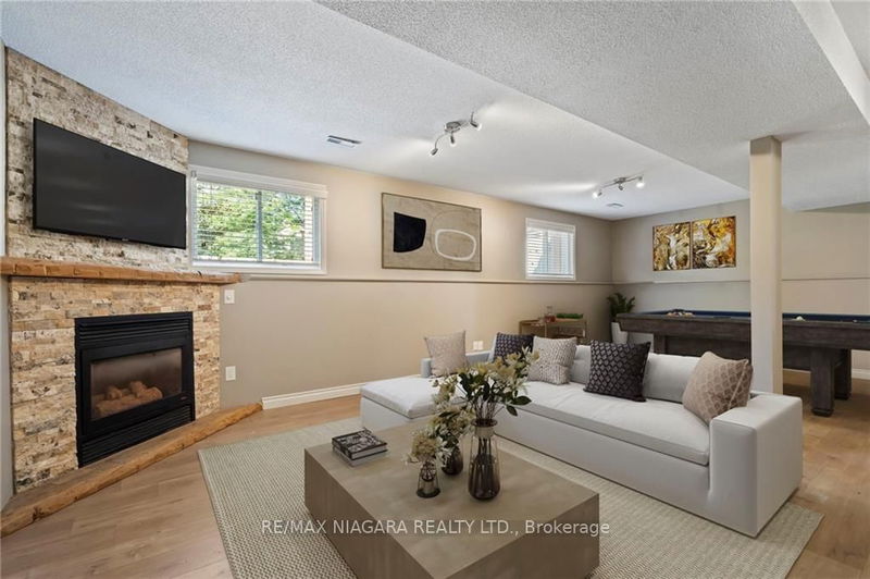 7467 Monastery Dr  Niagara Falls, L2H 3A7 | Image 22