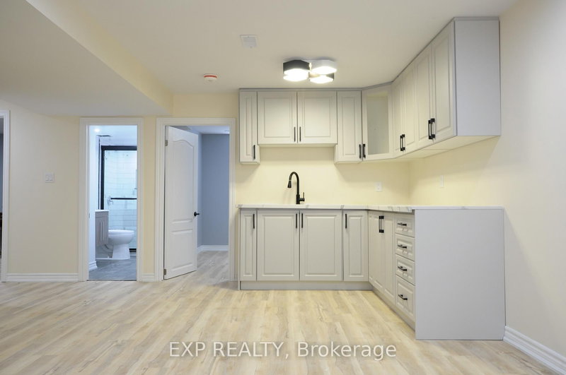 LOWER - 412 Olde Village Lane, Shelburne, L9V 3A4 | Image 2