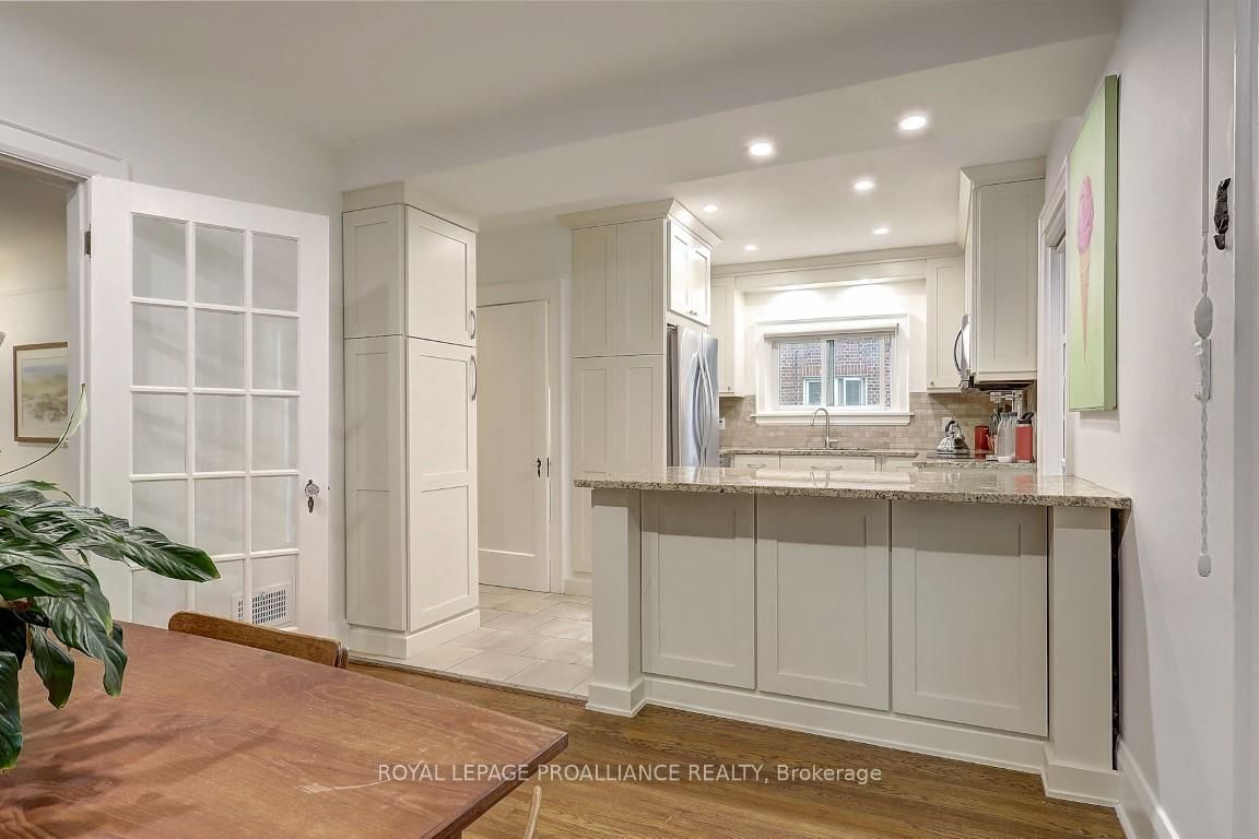 Listing Image 16