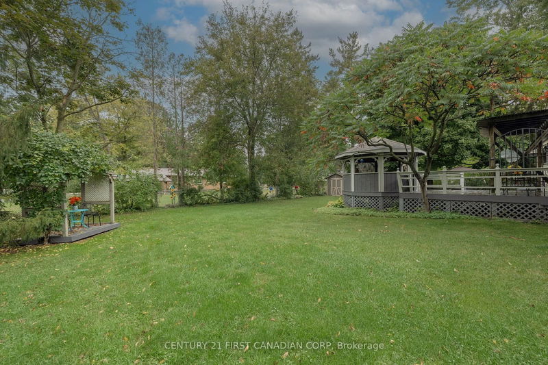 7 Currie Crt  Middlesex Centre, N0M 2A0 | Image 34