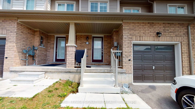 home for lease on 14 Longboat Run  W