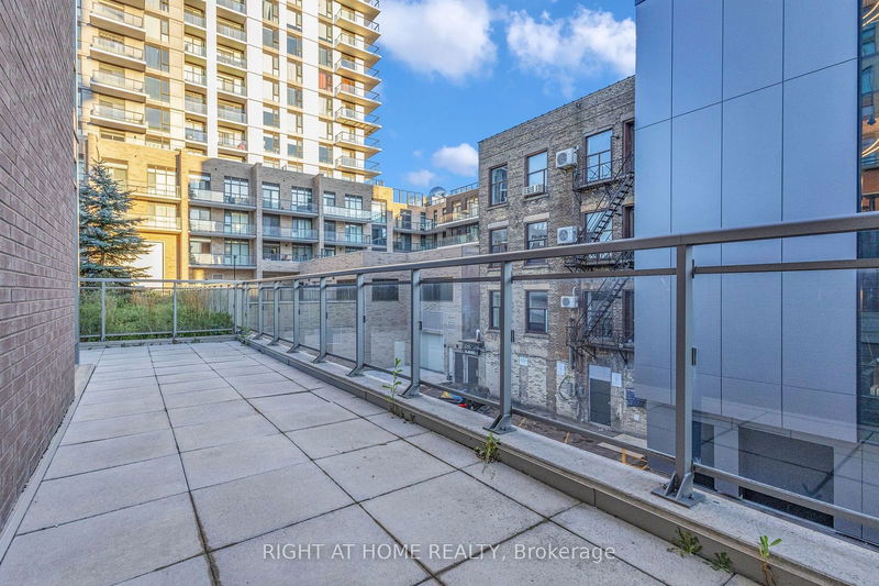  105 - 85 Duke St W Kitchener, N2H 4Y7 | Image 33