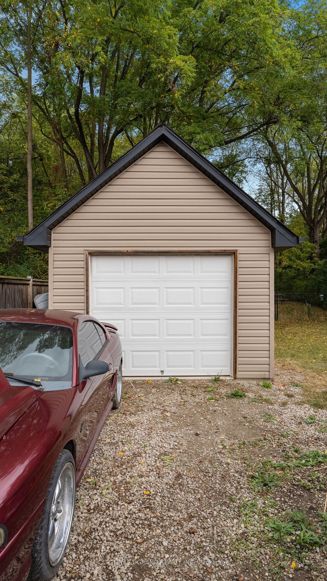 Listing Image 30