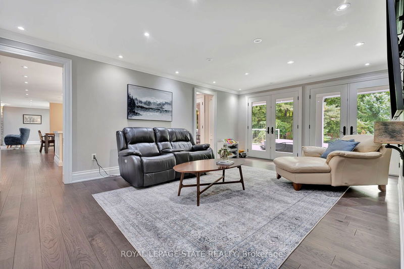 18 St Anns Crt  Hamilton, L9G 2C8 | Image 11