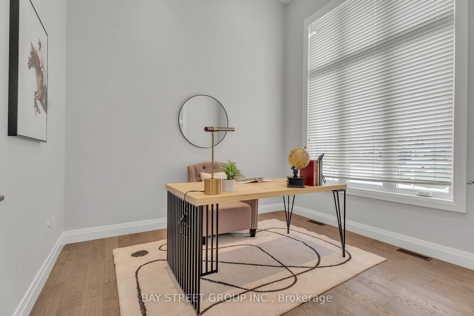 Listing Image 7