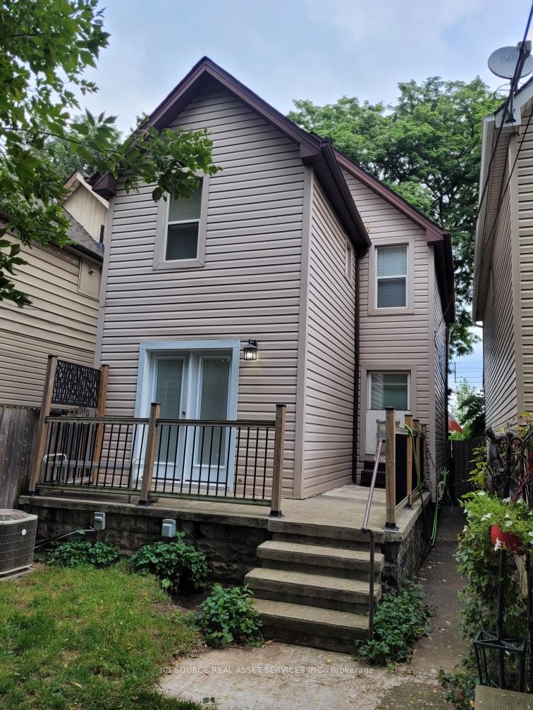 30 Mars Ave  Hamilton, L8L 3V8 | Image 2