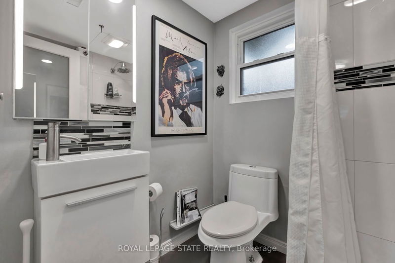 65 Maple Dr  Hamilton, L8G 3C6 | Image 24