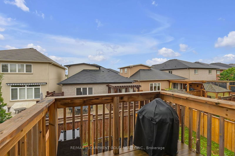 46 Borers Creek Circ  Hamilton, L8B 1W3 | Image 32