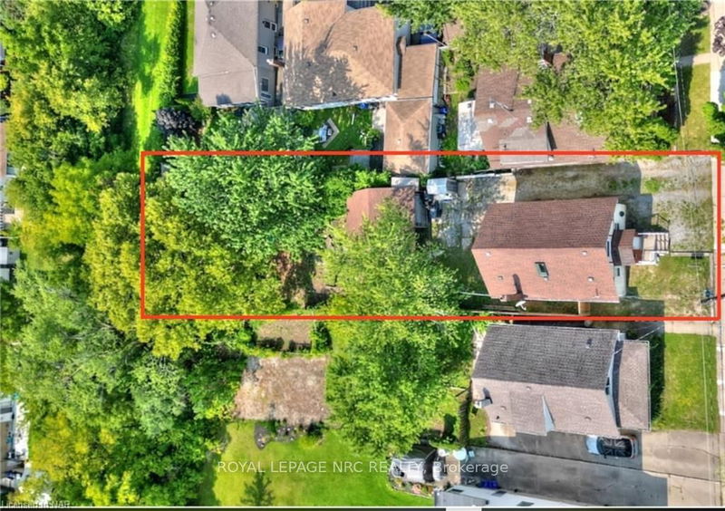 home for sale on 114 Welland Street N