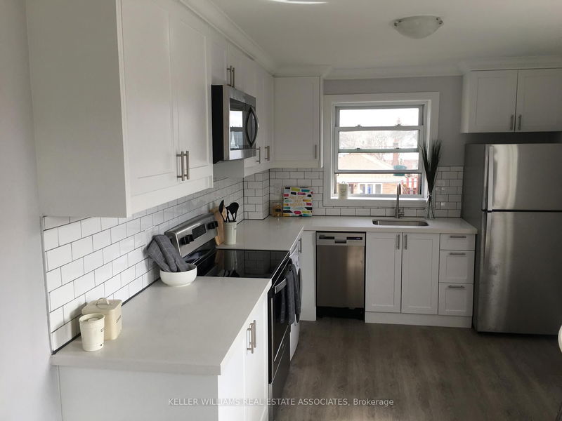 home for lease on 7-10 Crosthwaite Avenue S