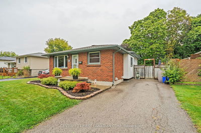 1055 Osgoode Dr E London, N6E 1E3 | Image 1